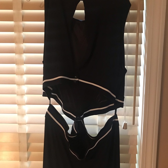 Long black evening dress. New with tags - Picture 5 of 5